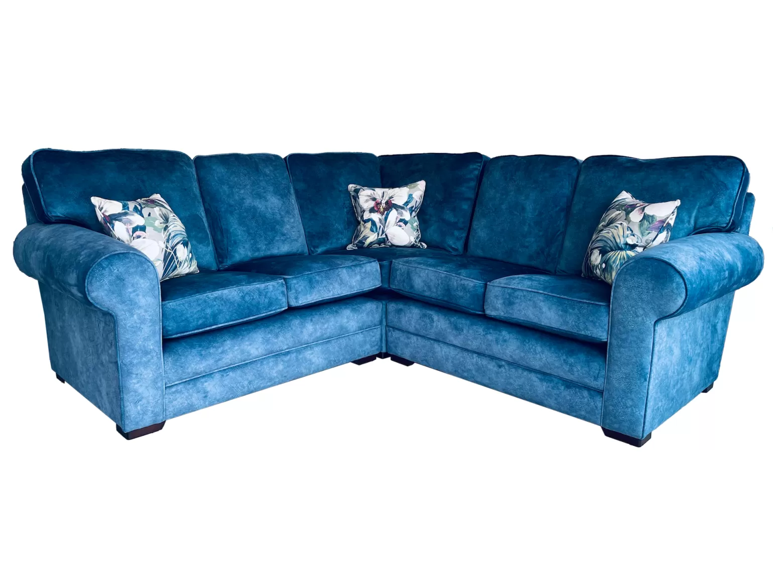 A stunning cornergroup which can be made completely bespoke to size and shape.

The comfort offered from the Chatsworth range is an inviting cosy seat, with a high back cushion.
